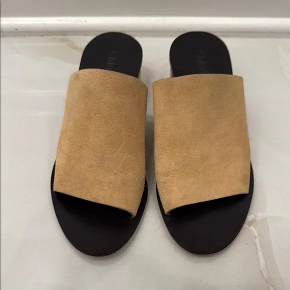 Women's Tan Slide Sandals