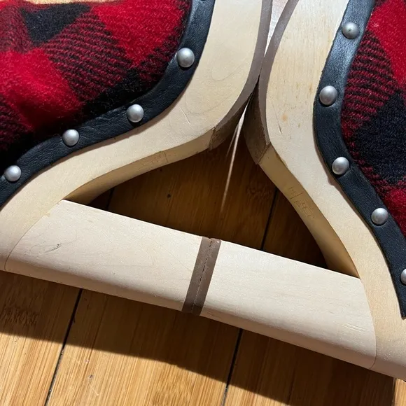 Woolrich Red &amp; Black Wool Check Plaid Buffalo Mule Clogs Size 7