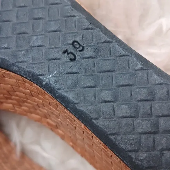 Woven  wedge sandals