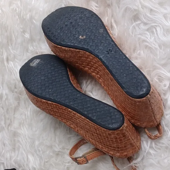 Woven  wedge sandals