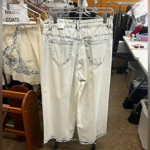 XIX Palms x Tribal Brooke High-Rise Wide Crop Jeans – Size 4​