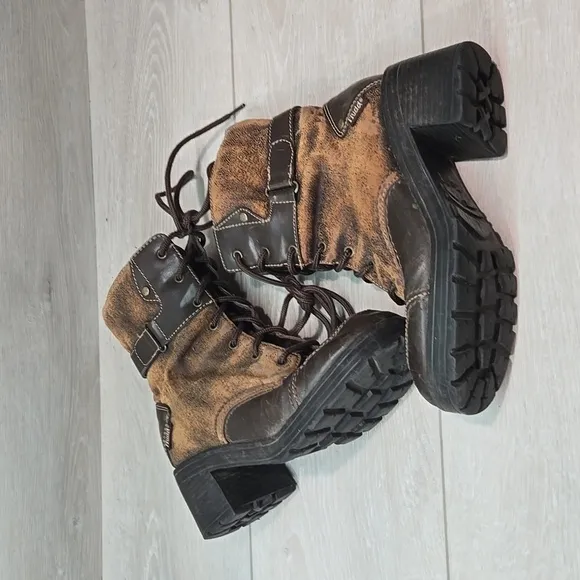 Y2K MUDD Women Wadst Vintage Tractor Platform Chunky Heels Boots shoes sz 7.5