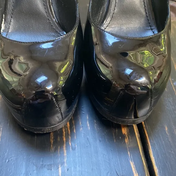 YSL Yves Saint Laurent Tribtoo Patent Leather Platform Heels in Size 37.5