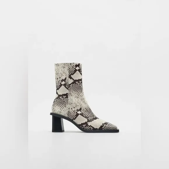 ZARA ANIMAL PRINT LEATHER BLOCK HEEL ANKLE BOOTS