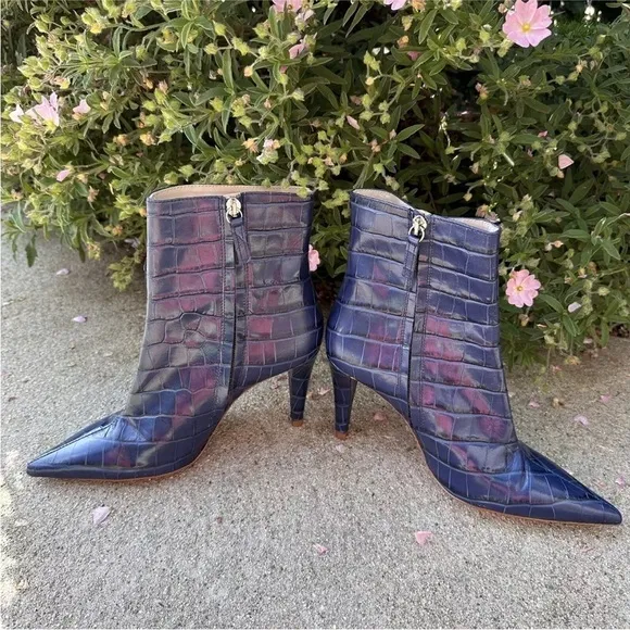 ZARA Blue Embossed Animal Print Leather Point Toe Zipper Stiletto Size 38 / 7.5