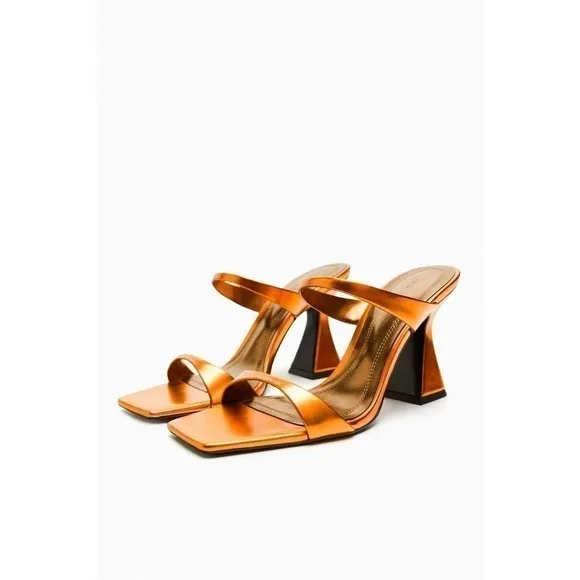 ZARA Heeled Metallic Sandals 1323/110