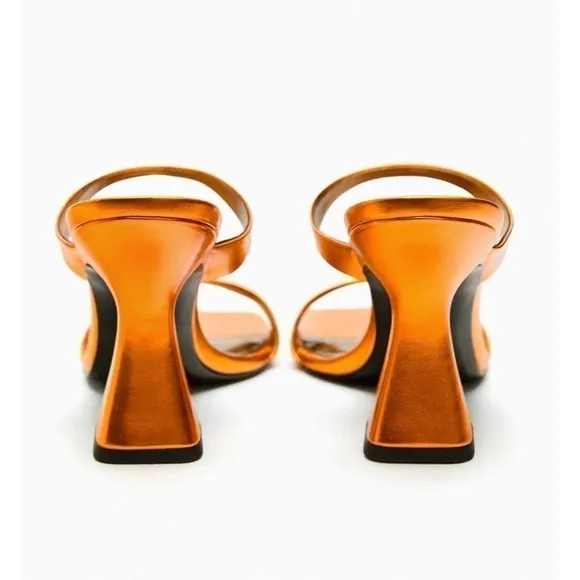 ZARA Heeled Metallic Sandals 1323/110