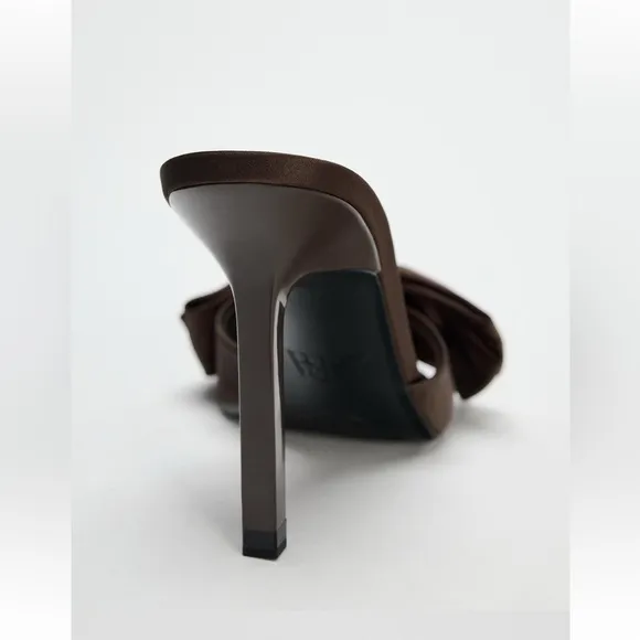 ZARA HEELED SANDALS WITH BOW