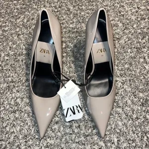 Zara Heels Size 9
