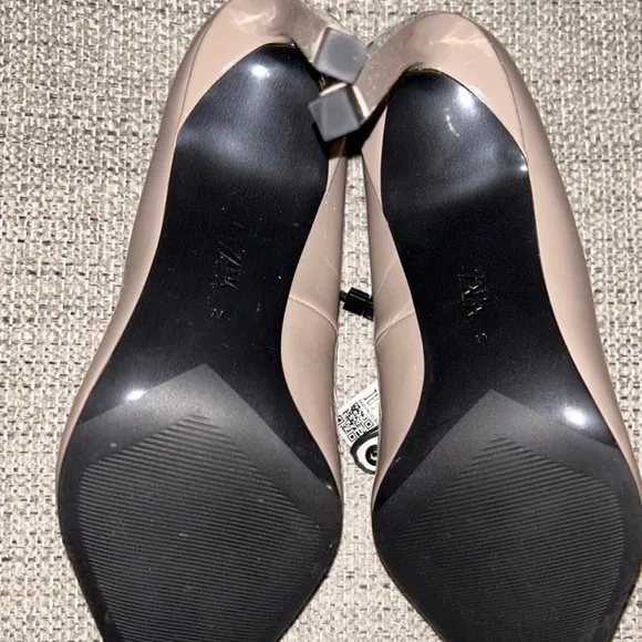 Zara Heels Size 9