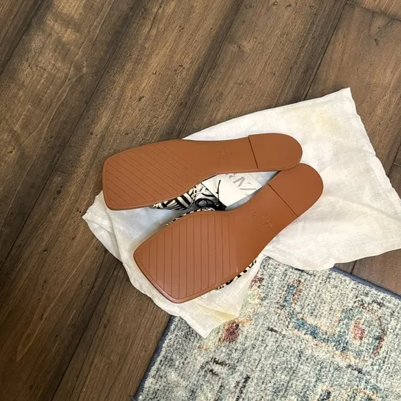 Zara LOW HEEL FABRIC SANDALS size 39
