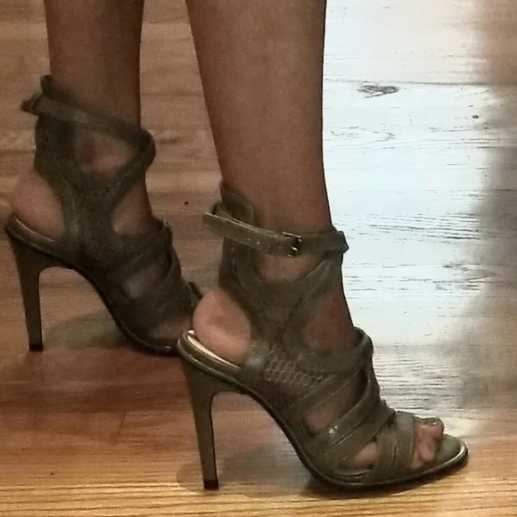ZARA OLIVE GRAY STRAP MESH HIGH HEEL SANDAL SIZE 6