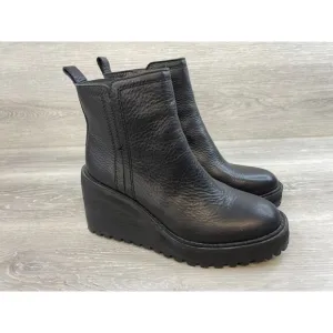 Zodiac Julie Women's 9M Black Leather Side Zip Wedge Biker Ankle Combat Bootie